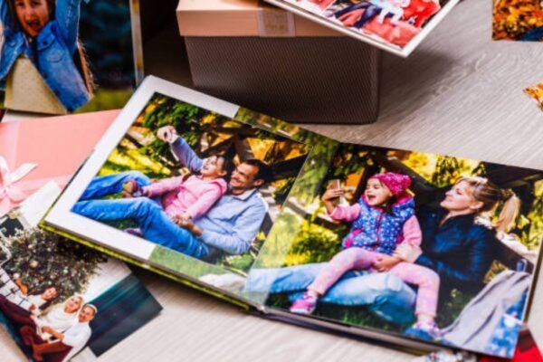 From Dusty Shoebox to Family Heirloom: The Unlikely Comeback of the Fotolibro Dusty Shoebox to Family Heirloom