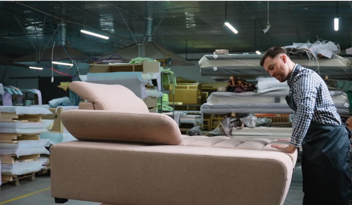 33-Year-Old China Sofa Factory